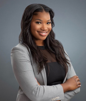 Aari Robinson, Profile Image
